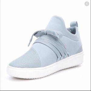Steve madden light blue lancer sneakers